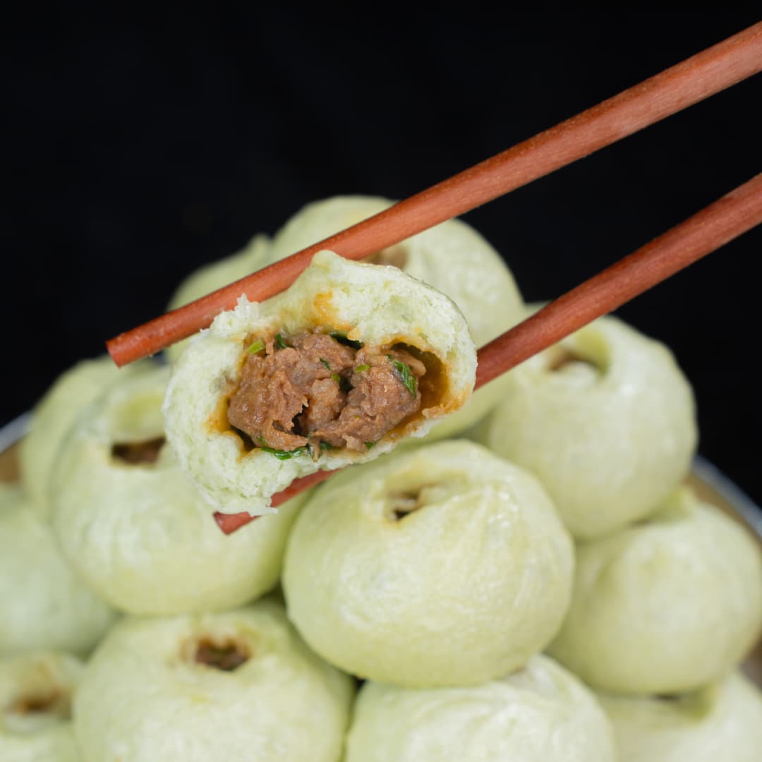 香菜牛肉小笼包.jpg